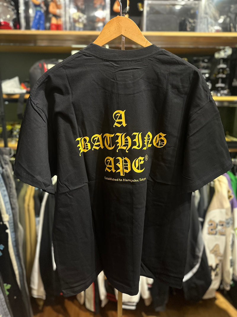 Camiseta BAPE “World Gone Mad” Preta - Pronta Entrega