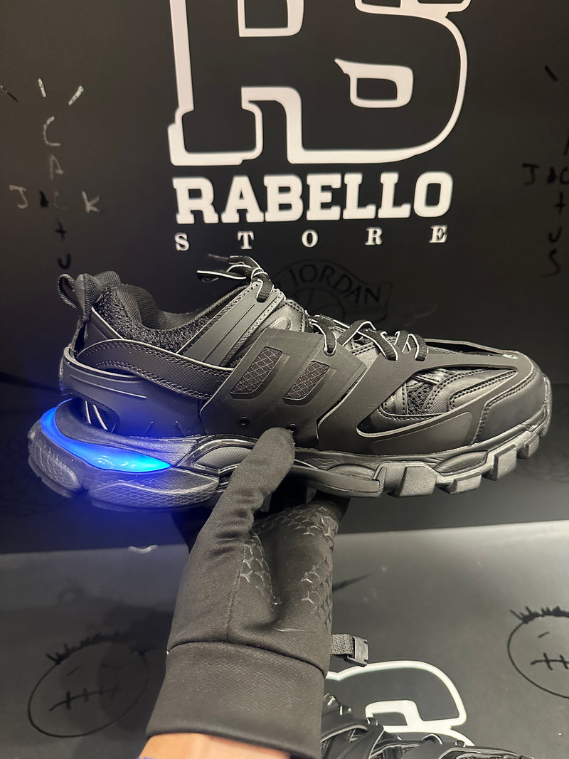 Tênis Balenciaga Cano Baixo Track Preto Com Led - Pronta Entrega