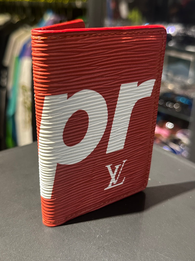 Carteira Supreme X Louis Vuitton Vermelha - Pronta Entrega