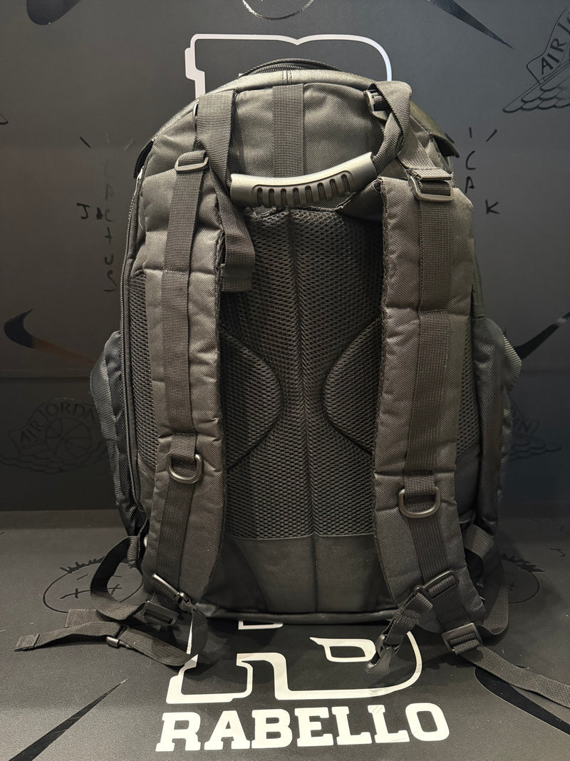 Mochila Oakley Kitchen Sink 40 Litros Preta- Pronta Entrega