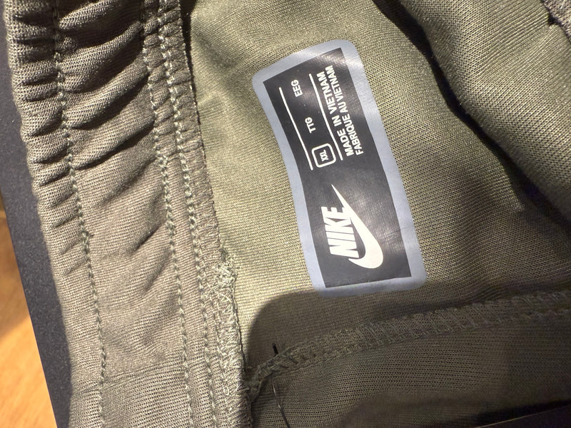 Calça Nike Sportswear Tech Fleece Verde - Pronta Entrega