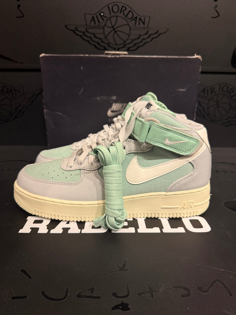 Tênis Nike Air Force 1 Mid '07 LX "Grey Fog Enamel Green - Pronta Entrega