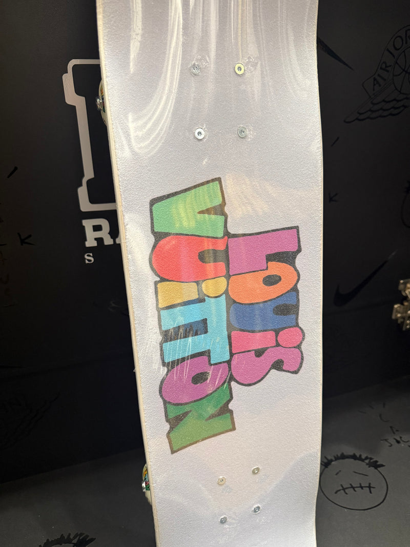 Louis Vuitton Skateboard Monogram Comics - Pronta Entrega