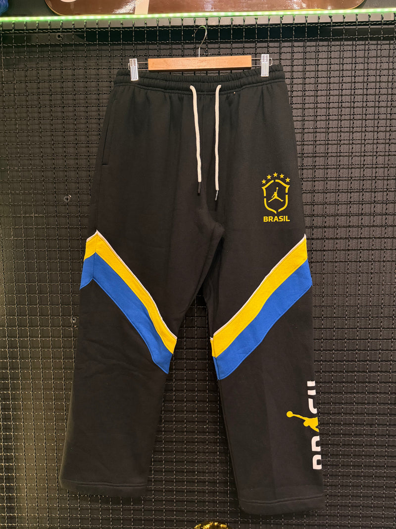 Calça Tracksuit Jordan Brasil Preto Amarelo 2026/27 - Pronta Entrega