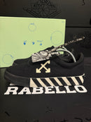 Tênis Off-White Vulcanized Low Black White Arrow - Pronta Entrega