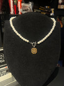 Colar de Pérolas Pingente Smile Cravejada 40 CM - Pronta Entrega