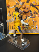 Action Figure LeBron James Lakers No. 127 Medicom Mafex - Pronta Entrega