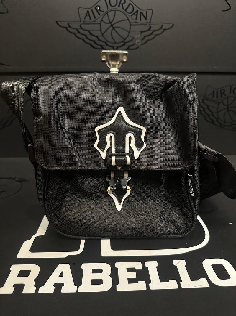 Bag Transversal Trapstar Irongate T Black White - Pronta Entrega