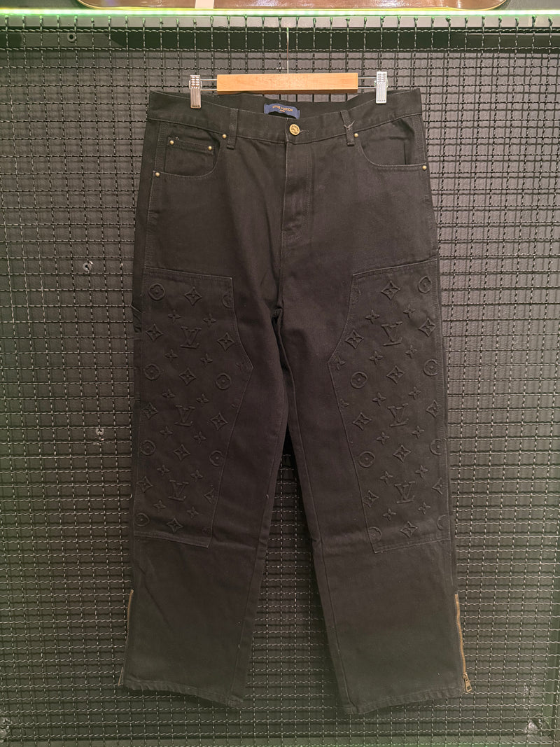 Calça Louis Vuitton Jeans Monogram Detail Carpenter Denim Black - Pronta Entrega