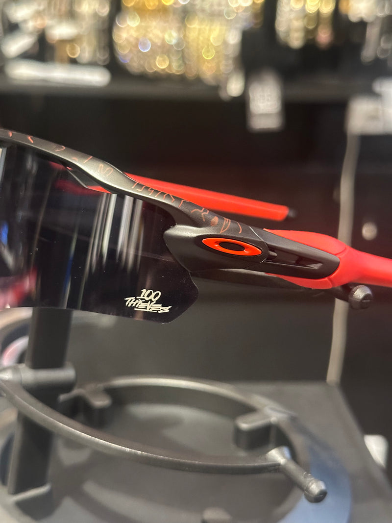 Óculos Oakley Radar Ev Thieves Black/Red Lente Preto  - Pronta Entrega