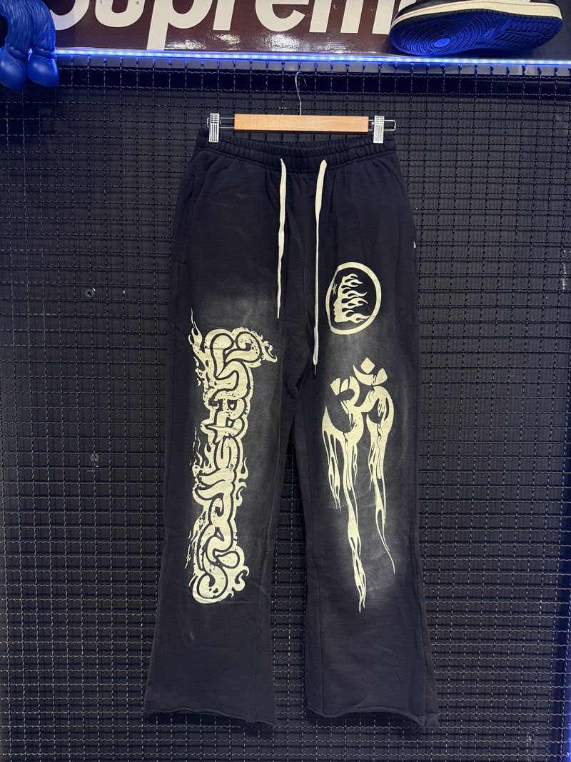 Calça Hellstar High Street Moletom Destonado Preto - Pronta Entrega
