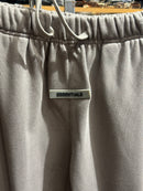 Calça Moletom Essentials “Fear Of God” Cinza Com Punho - Pronta Entrega