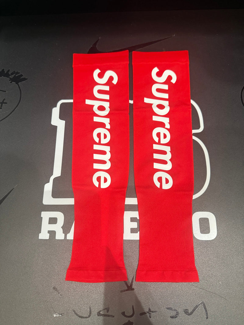 Manguito Supreme Slevee Vermelho - Pronta Entrega