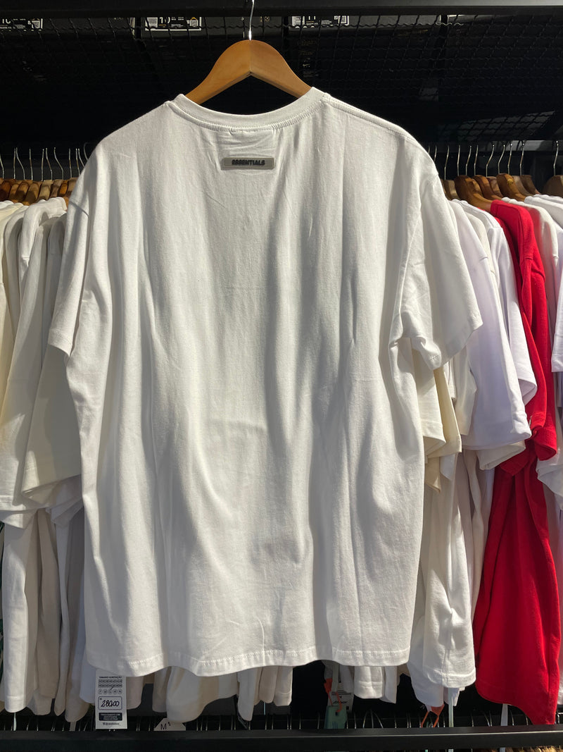 Camiseta ESSENTIALS Branca - Pronta Entrega