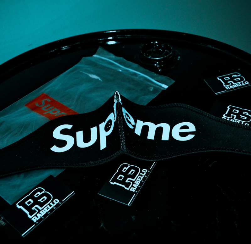 Supreme Logo Facemask Neoprene - Pronta Entrega