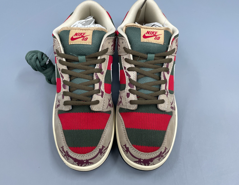 Nike SB Dunk Low Freddy Krueger - Encomenda