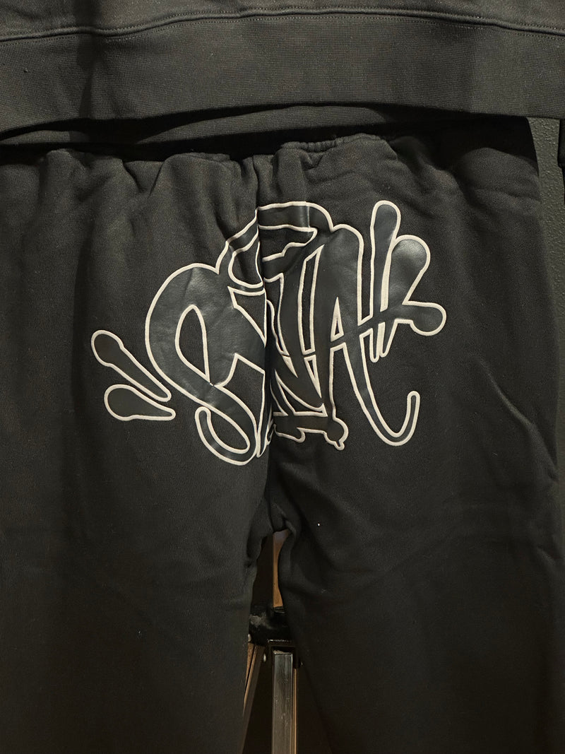 Conjunto Syna Moletom “Forgives Me” All Black - Pronta Entrega