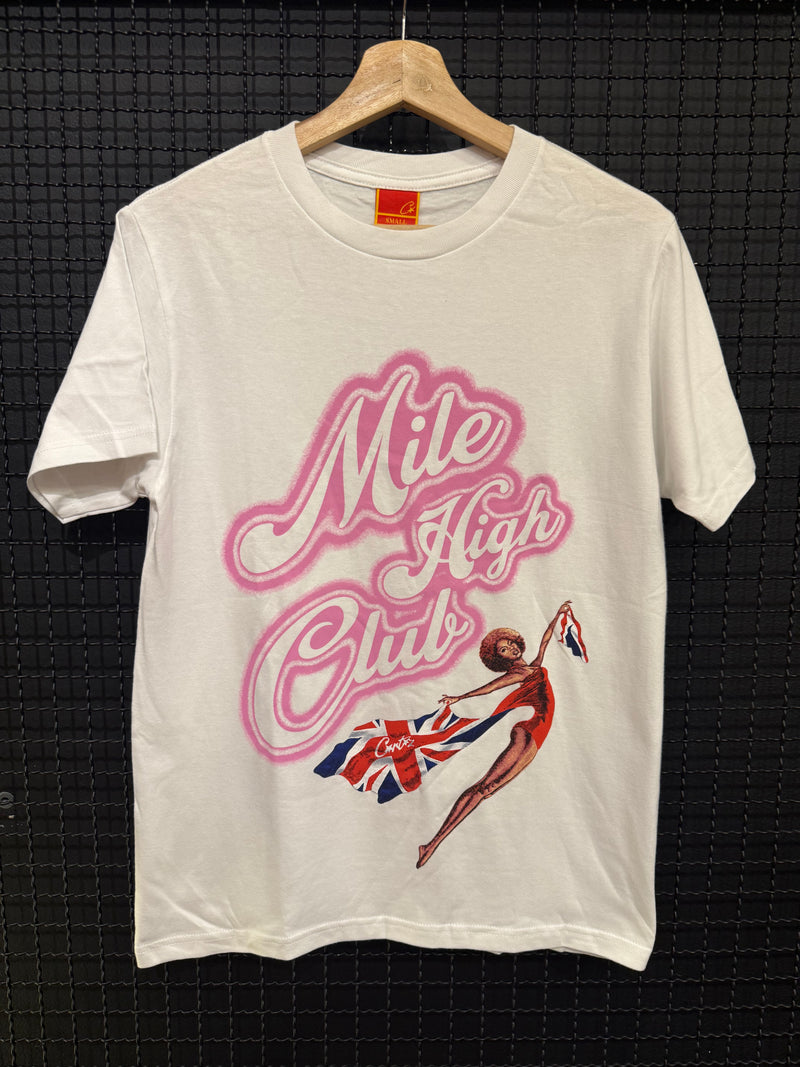 Camiseta Corteiz “Mile High Club” White - Pronta Entrega
