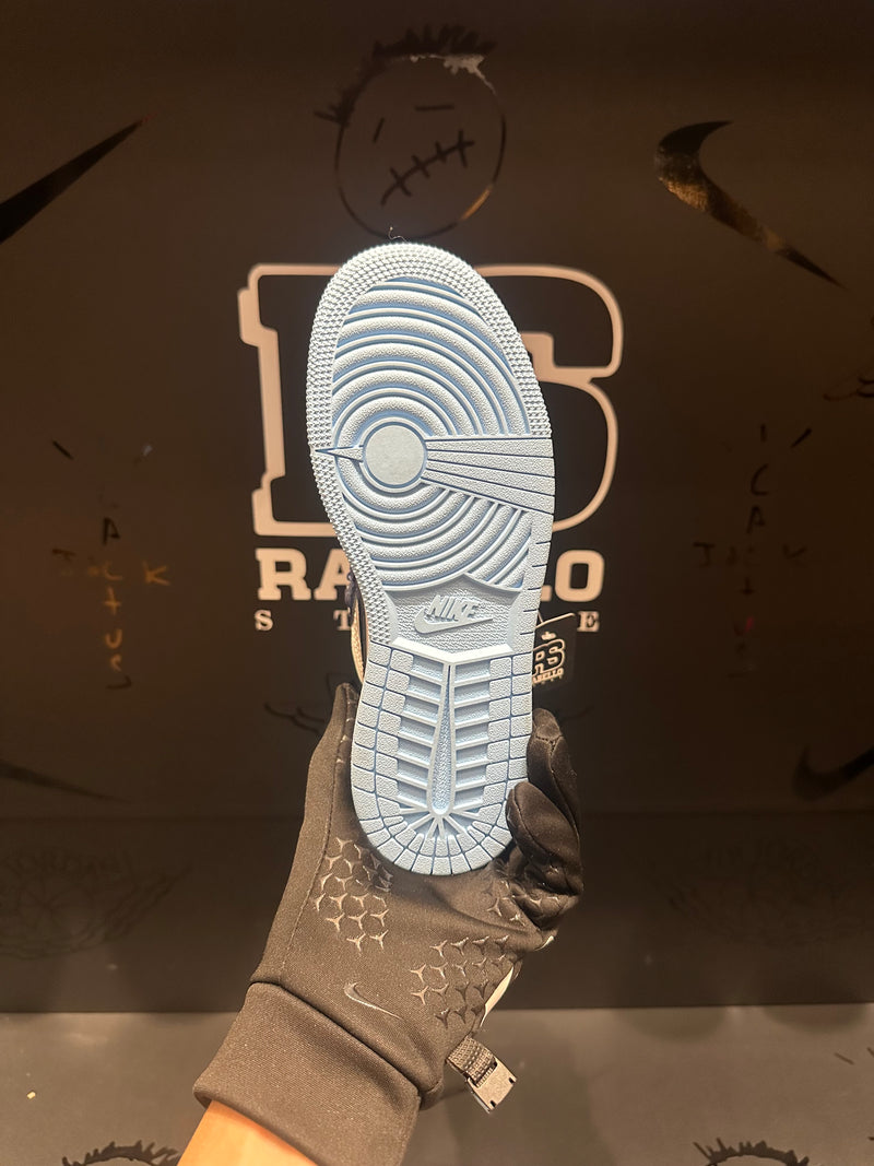 Tênis Nike Air Jordan 1 High UNC Patent - Pronta Entrega