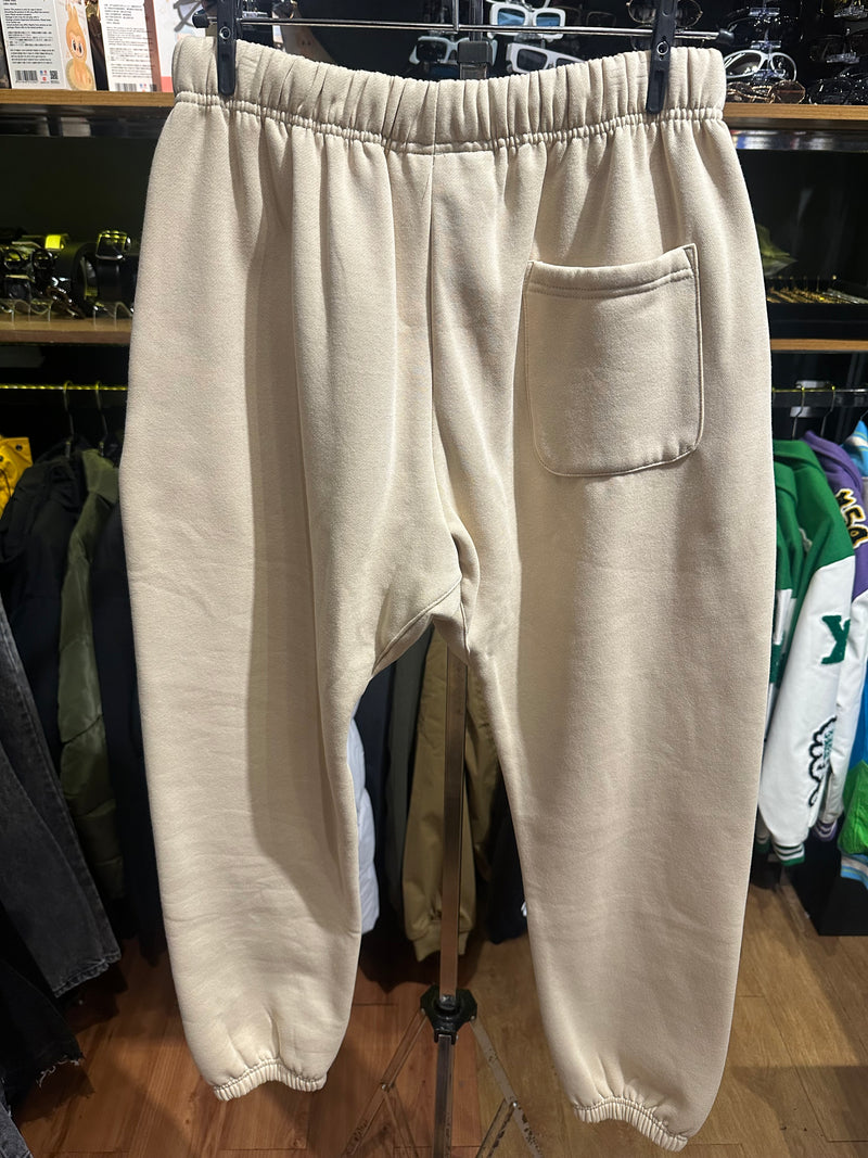 Calça Moletom Essentials “Fear Of God” Creme Com Punho - Pronta Entrega