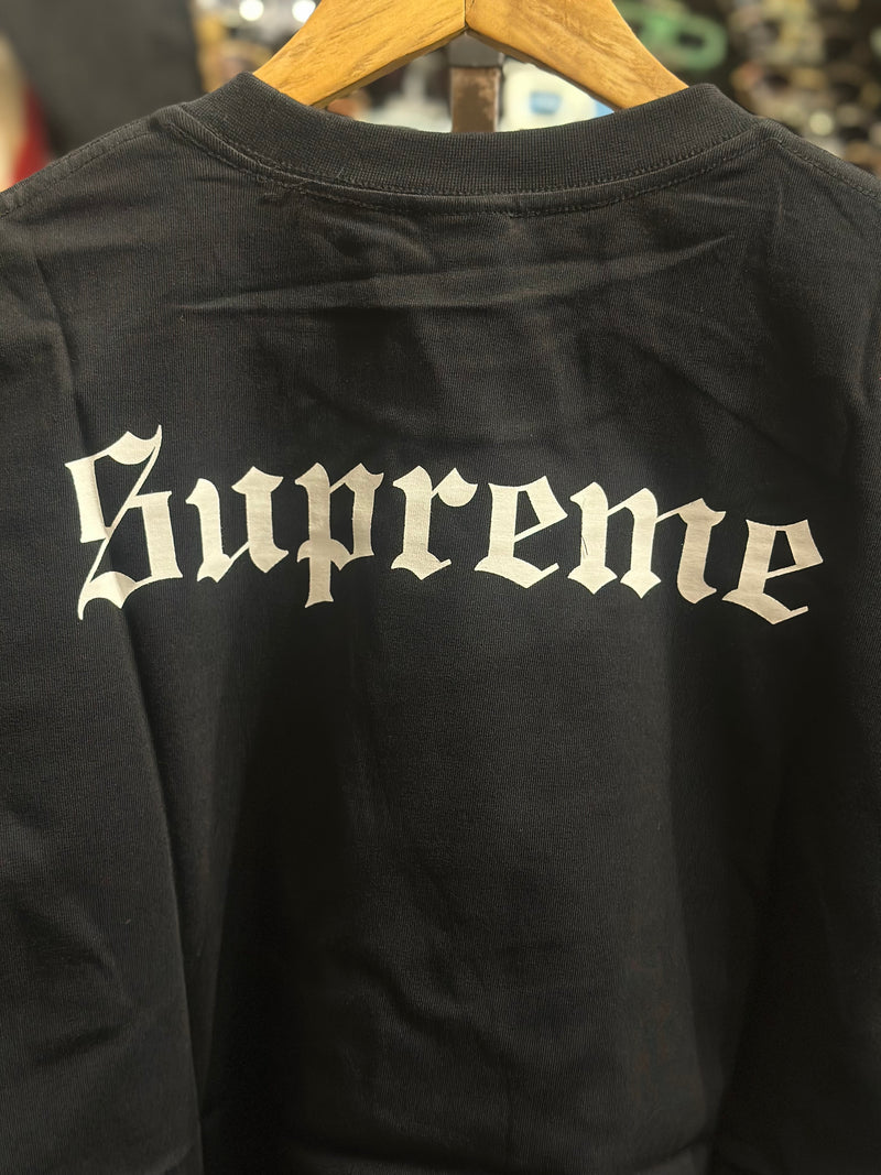 Camiseta SUPREME Princesa Branca de Neve Preta - Pronta Entrega
