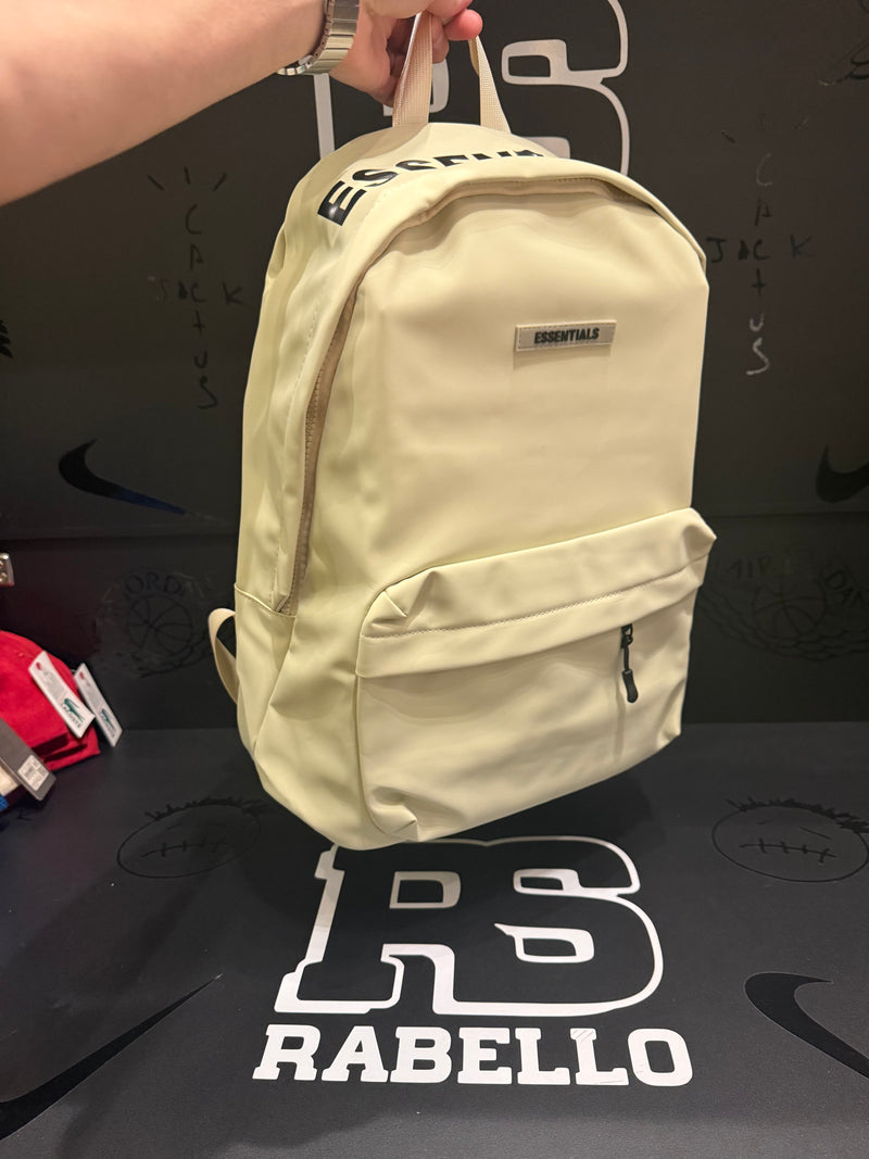 Mochila Essentials Couro Creme  - Pronta Entrega