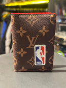 Carteira Louis Vuitton X NBA Pocket Organizer Monogram - Pronta Entrega