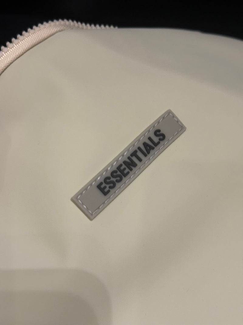 Mochila Essentials Couro Creme  - Pronta Entrega