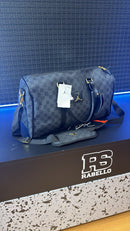 BOLSA AIR JORDAN MONOGRAM DUFFLE BAG JACQUARD LUGGAGE BLACK GOLD GRATITUDE - Pronta Entrega