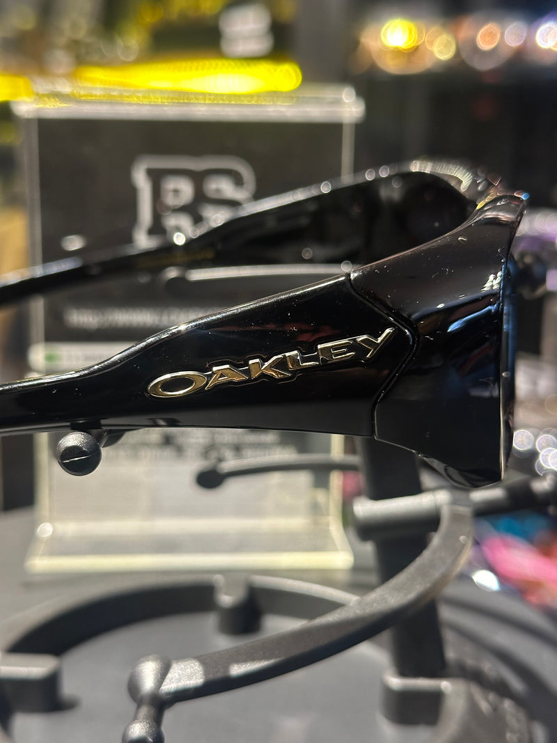 Óculos de Sol Oakley Chaminade Black Logo Lateral - Pronta Entrega