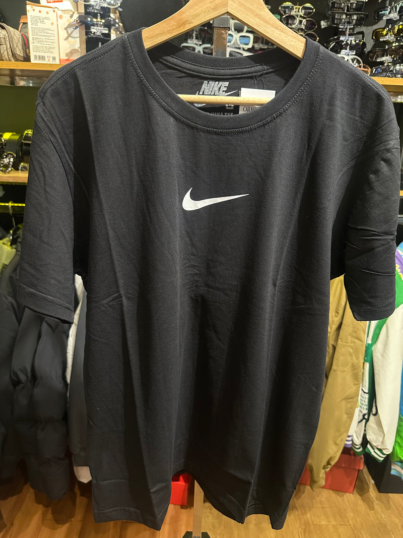 Camisa Nike Estampa Shoe Preta - Pronta Entrega