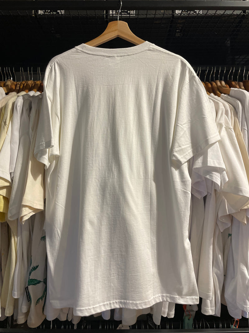 Camiseta SUPREME AKIRA Branca - Pronta Entrega