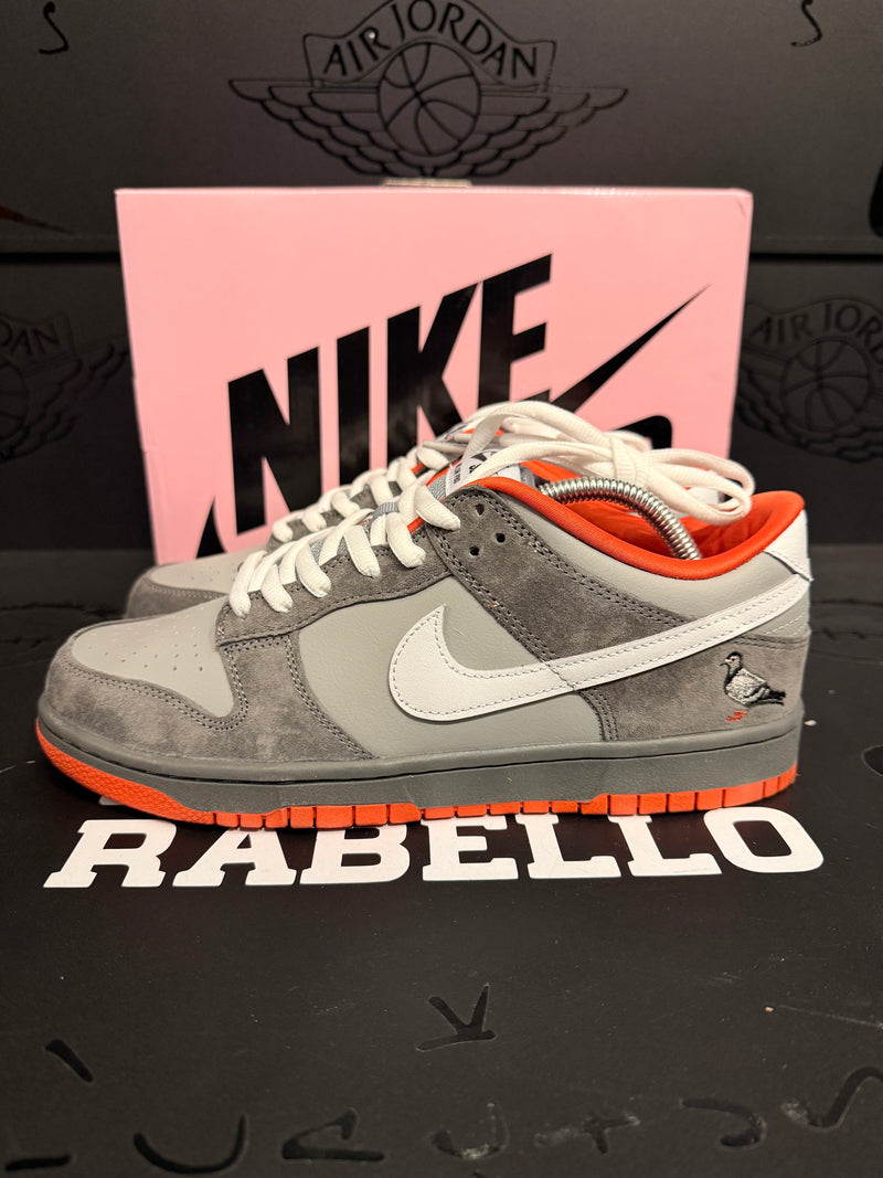 Tênis Nike SB Dunk Low Staple NYC Pigeon - Pronta Entrega