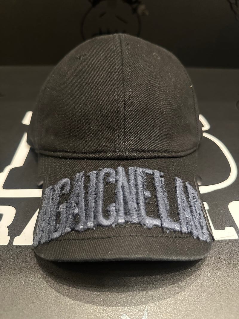 Boné Balenciaga Preto Aba Curva Cortada - Pronta Entrega