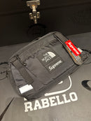 Bolsa Supreme X North Face Expedition Waist Bag Preto - Pronta Entrega