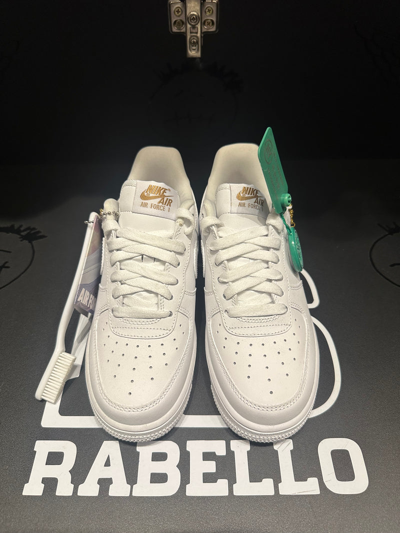 Tênis Wmns Air Force 1 '07 LX 'Lucky Charms' - Pronta Entrega