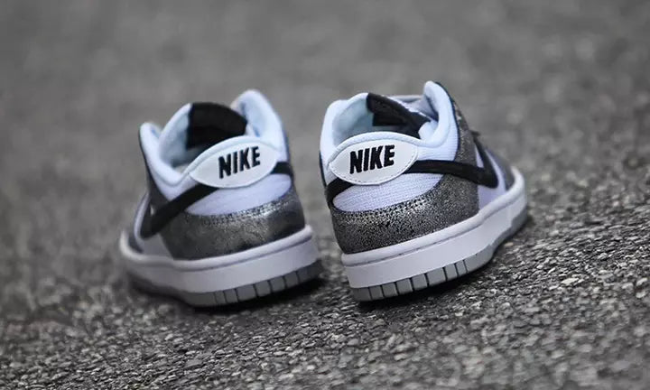 Nike Dunk Low 'Golden Gals' Prata - Encomenda