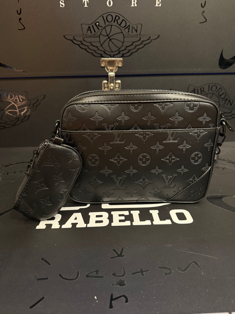Bolsa Louis Vuitton Messenger Duo Black - Pronta Entrega