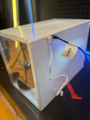 Sneaker Box LED Vitrine para Tenis com Luzes por Voz e Porta Magnética - Pronta Entrega