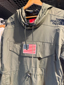 JAQUETA PULÔVER SUPREME X THE
NORTH FACE TRANS ANTARTICA
EXPEDITION OLIVE - Pronta Entrega