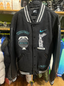 Jaqueta Varsity Nike X Tiffany Co. - Pronta Entrega