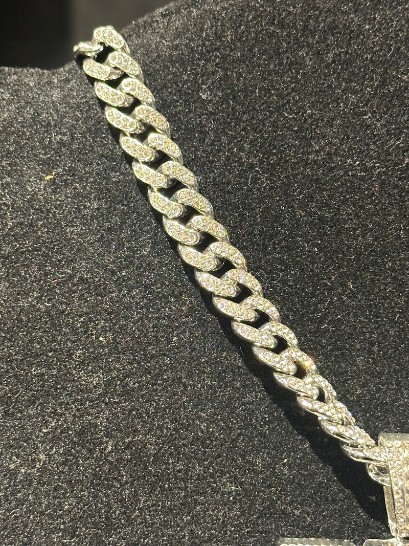 Corrente Cravejada Pingente BRO Em Zicornia Cubica Prata 50 CM - Pronta Entrega