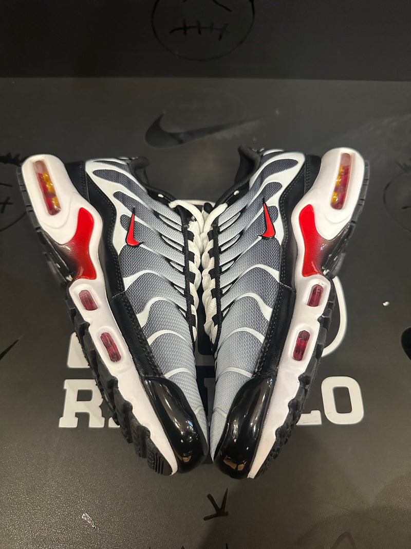 Tênis Air Max TN Plus Grey Red - Pronta Entrega