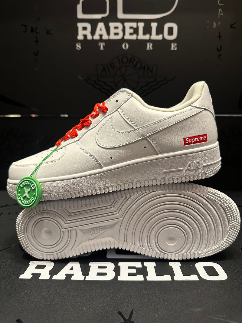 Tênis Air Force 1 Low X Supreme Branco - Pronta Entrega