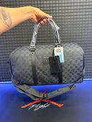 Bolsa Air Jordan Monogram Duffle Bag Dark Smoke Grey - Pronta Entrega