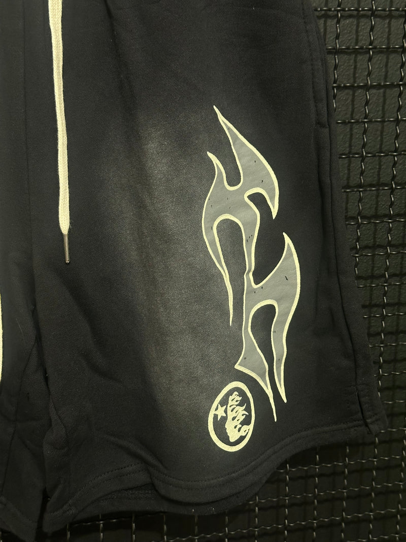 Short Hellstar Black - Pronta Entrega