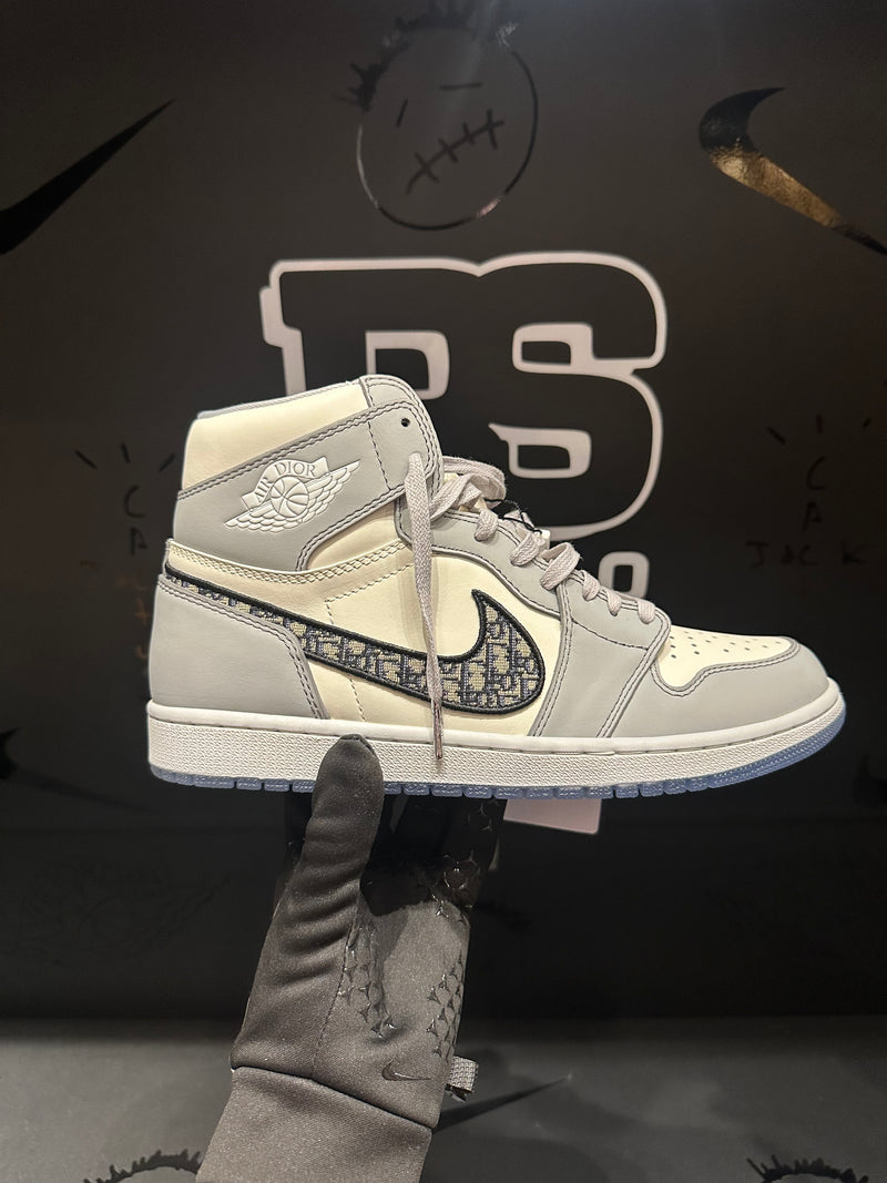 Tênis Nike Air Jordan 1 High X Dior Wolf Grey - Pronta Entrega