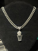 Corrente Cravejada Pingente Basketball Em Zicornia Cubica Prata 50 CM - Pronta Entrega