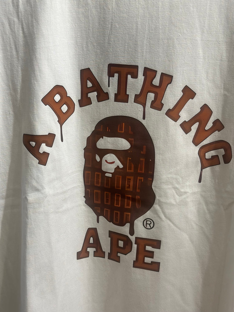 Camiseta BAPE A Bathing Ape Branca - Pronta Entregar