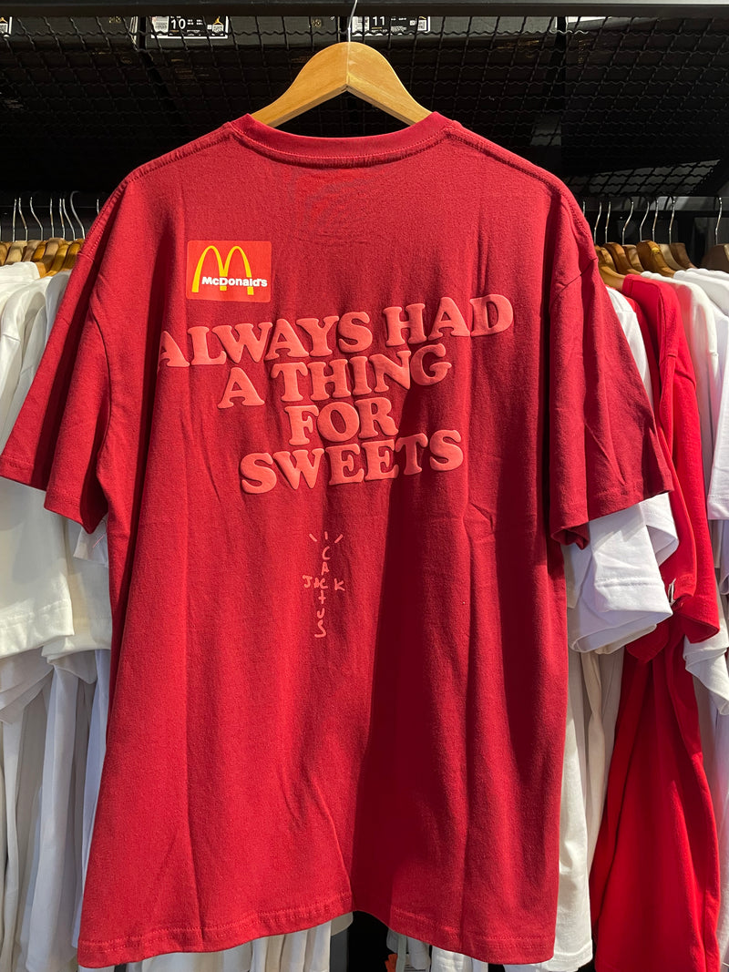 Camiseta TRAVIS SCOTT x MC DONALD’S Vermelha - Pronta Entrega
